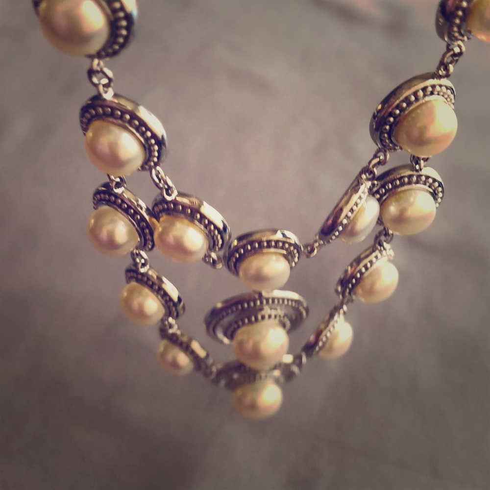 Pearl & silver necklace